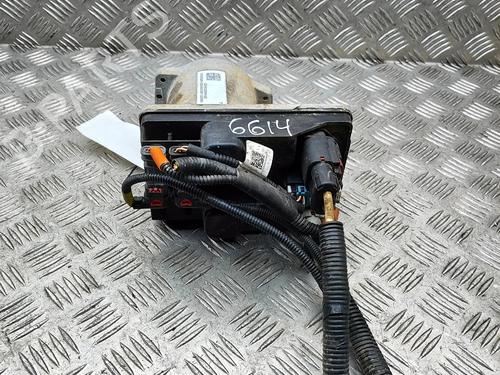Electronic module TESLA MODEL Y (5YJY) Long Range All-wheel Drive | BP39073851M83 - Image 4