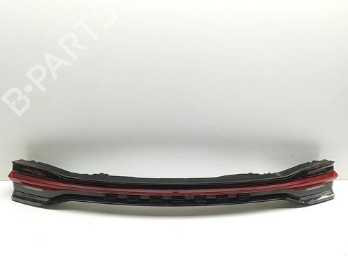 Centralt baglys Centralt baglys PORSCHE MACAN (95B) 3.0 S (340 hp) 34136627 34136627