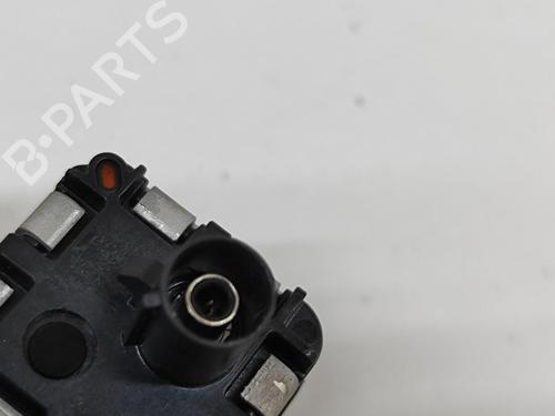Camera JAGUAR F-PACE (X761) 2.0 P400e Plug-in Hybrid | BP28275710E14 