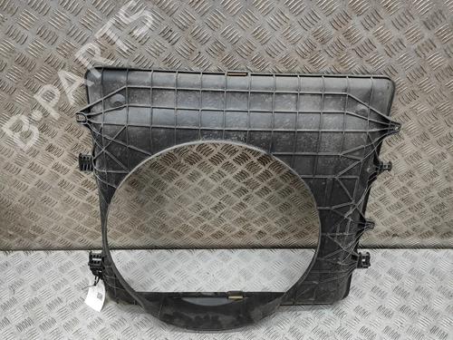 Used Radiator fan Radiator fan IVECO DAILY VI Platform/Chassis 35S18, 35C18, 40C18, 45C18, 50C18, 60C18, 65C18, 70C18 (179 hp) 33395293 33395293