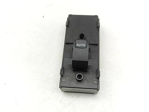 Used Left front window switch Left front window switch TOYOTA GT 86 Coupe (ZN6_) 2.0 (ZN6AC_, ZN6BC_, ZN6K) (200 hp) 33394693 33394693
