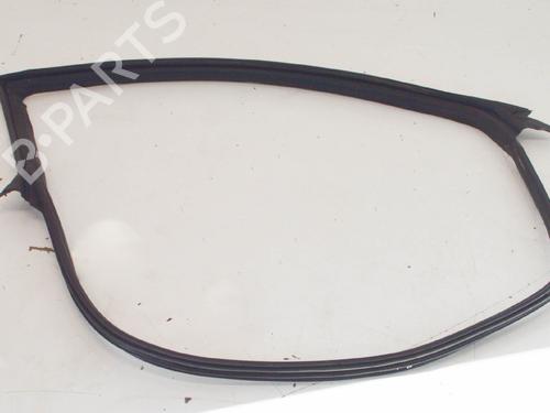 Used Rubber door seal TESLA MODEL 3 (5YJ3) EV (283 hp) 27748062