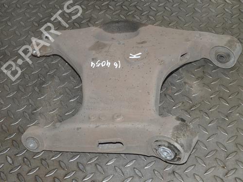 Venstre bagtil bærearm JAGUAR XE (X760) 2.0 D (180 hp) 30226159