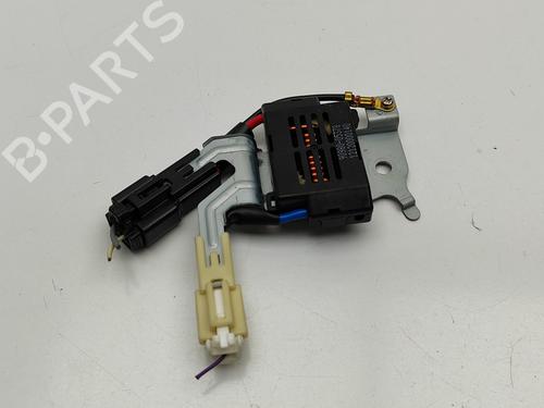 Used Electronic module LEXUS RX (_L1_) 450h AWD (GYL15_) (249 hp) 25217052