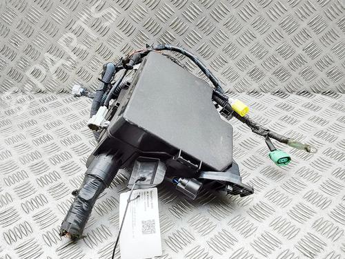 fuse-box-toyota-gt-86-coupe-zn6_-2012-39590436 main image