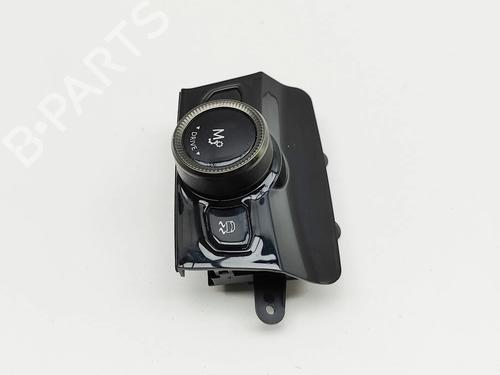 Switch ASTON MARTIN DBX 4.0 All-wheel Drive | BP36809574I30 - Image 2