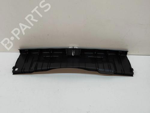 Tailgate trim TOYOTA YARIS (_P21_, _PA1_, _PH1_) 1.5 Hybrid (MXPH10, MXPH11) | BP28559780C151 