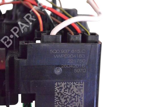 Fuse box VW GOLF VII (5G1, BQ1, BE1, BE2) 2.0 GTD | BP30236301E1 