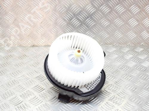 Used Heater blower motor LAND ROVER DISCOVERY V (L462) 3.0 Td6 4x4 (258 hp) 8840832