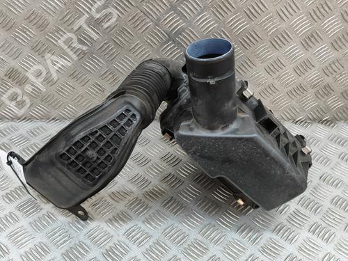 Luftfiltergehäuse für NISSAN JUKE (F16_) DIG-T 117 (117 hp) 27769585