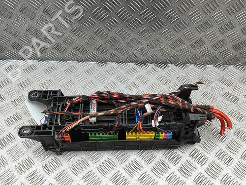 Sikringsdåse MERCEDES-BENZ VITO Van (W447) 114 CDI (447.601, 447.603, 447.605) (136 hp) 31047771