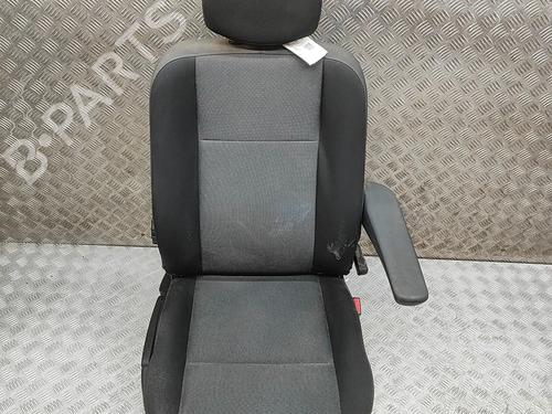 Sæde højre fortil Sæde højre fortil RENAULT MASTER III Van (FV) 2.3 dCi 145 FWD (FV0E, FV0F, FV0H, FV02, FV0M, FV0S,... (146 hp) 34559877 34559877