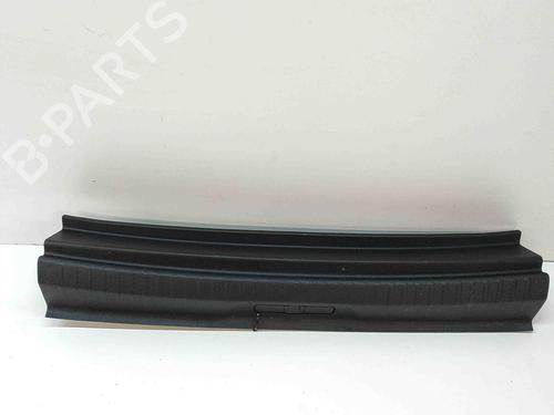 Used Tailgate trim PEUGEOT 3008 III (KA_, KB_, KC_) e-210 (KCZKZX) (213 hp) 28559332