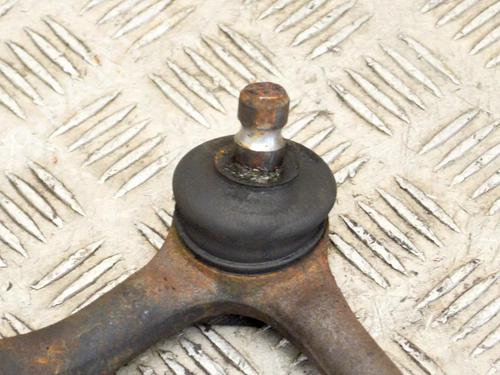 Left front suspension arm KIA SORENTO I (JC) 2.5 CRDi 4WD | BP10074110M12