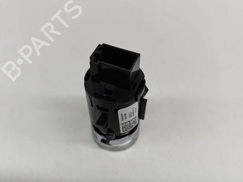 Switch AUDI E-TRON (GEN) 55 quattro | BP27774005I30 