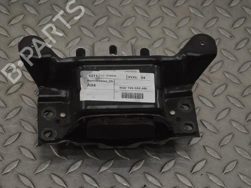 Used Engine mount VW T-ROC (A11, D11) 1.5 TSI (150 hp) 30241914