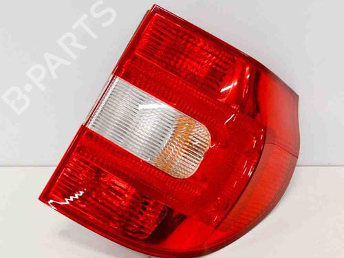 Used Right taillight SKODA YETI (5L) 1.2 TSI (105 hp) 7735287