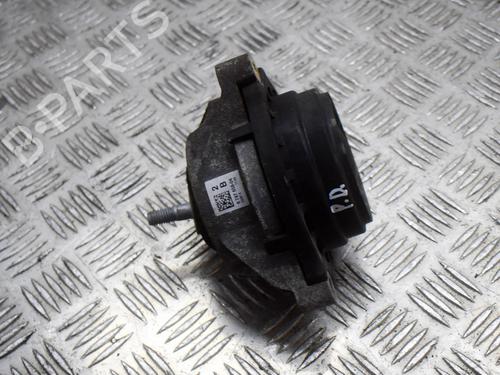 Used Engine mount Engine mount BMW 3 (F30, F80) 318 d (143 hp) 7542968 7542968