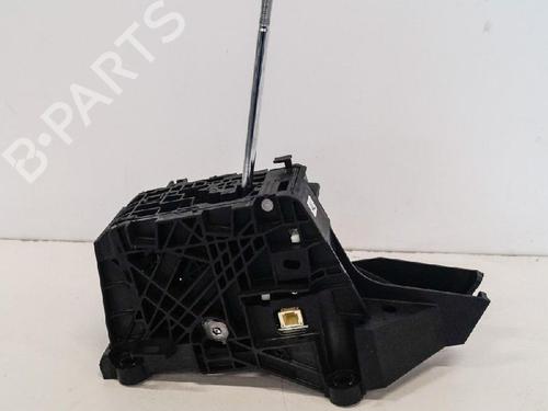 Used Gear lever TOYOTA RAV 4 IV (_A4_) 2.5 Hybrid 4WD (AVA44, AVA44_) (197 hp) 7082200