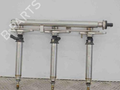 Injection rail MERCEDES-BENZ C-CLASS Coupe (C204) C 350 4-matic (204.388) | BP8827461M98