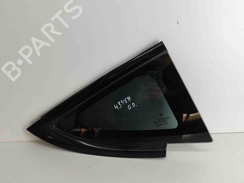 Używane Szyba boczna tylna prawa TESLA MODEL 3 (5YJ3) EV AWD (351 hp) 27771141