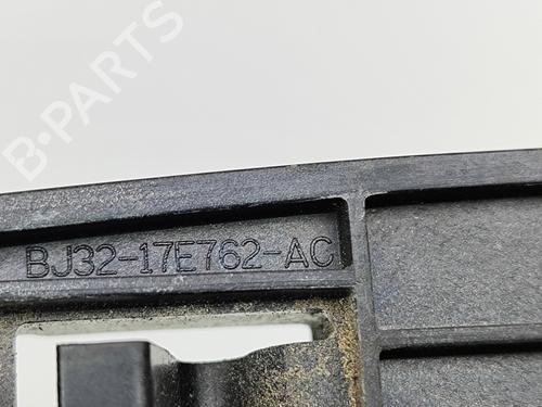 Front bumper bracket LAND ROVER RANGE ROVER EVOQUE (L538) 2.2 D 4x4 | BP26121675C158 