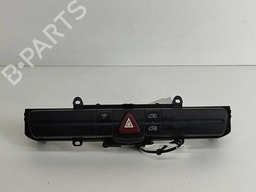 Used Warning switch MERCEDES-BENZ SPRINTER 3,5-t Platform/Chassis (B906) 318 CDI (906.131, 906.133, 906.135, 906.231, 906.233,... (184 hp) 17225650