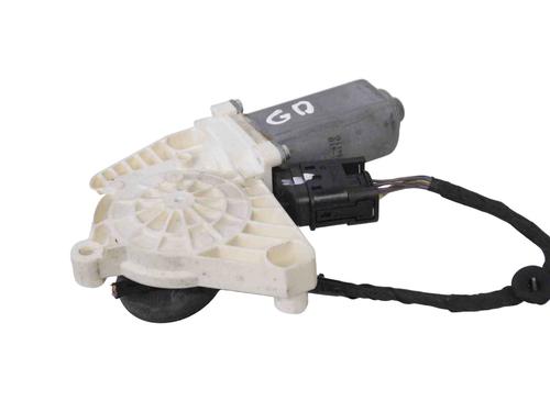 Used Right rear window motor MERCEDES-BENZ E-CLASS Coupe (C207) E 250 CDI / BlueTEC / d (207.303, 207.304) (204 hp) 30236098