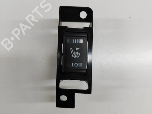 switch-nissan-qashqai-ii-j11-j11_-2013-24141683 main image