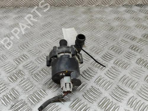 Used Auxiliary water pump TESLA MODEL X (5YJX) P100D AWD (772 hp) 26309374