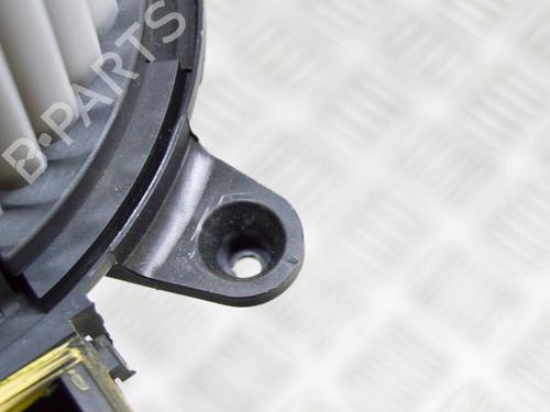 Heater blower motor PEUGEOT 3008 II SUV (MC_, MR_, MJ_, M4_) 1.6 THP 165 (M45GYW, M45GZW, M45GYV) | BP11252418M62 