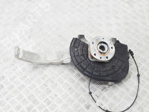 Used Right front steering knuckle MASERATI LEVANTE SUV (M161) 3.0 Q4 (350 hp) 15376112