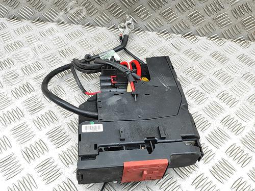Used Fuse box Fuse box MERCEDES-BENZ E-CLASS Convertible (A207) E 250 CGI (207.447) (204 hp) 40262410 40262410
