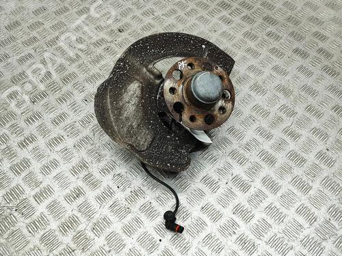 Used Left front steering knuckle Left front steering knuckle MERCEDES-BENZ CLS (C218) CLS 350 CDI / d (218.323) (265 hp) 24976386 24976386