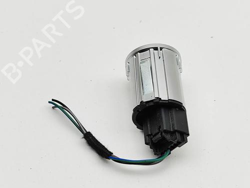 Switch ASTON MARTIN DBX 4.0 All-wheel Drive | BP36809596I30 - Image 3