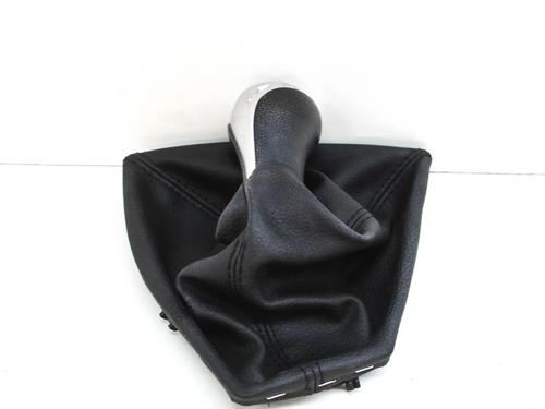 Used Shift knob Shift knob BMW 1 (F20) 114 d (95 hp) 14638414 14638414