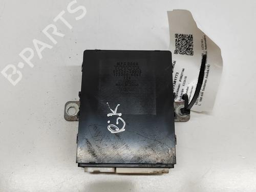 Used Electronic module LEXUS GS (_S16_) 300 (JZS160_, JZS160R) (219 hp) 27616589