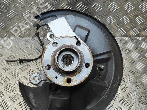 Used Left front steering knuckle VOLVO XC40 (536) B4 Mild-Hybrid (197 hp) 30679023