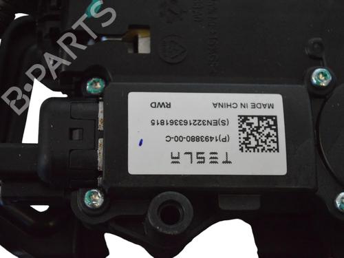 Electronic module TESLA MODEL Y (5YJY) EV Performance All-wheel Drive | BP33365049M83 - Image 4