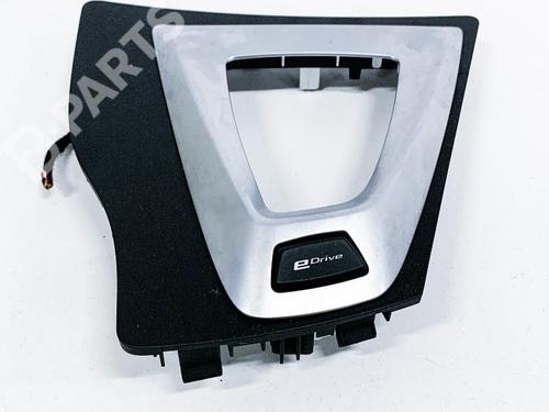 Used Automatic gearbox selector Automatic gearbox selector BMW 3 (F30, F80) 330 e (252 hp) 7081846 7081846