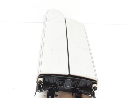 Used Armrest / Center console Armrest / Center console MERCEDES-BENZ E-CLASS (W212) E 220 BlueTEC (212.001) (177 hp) 8936047 8936047