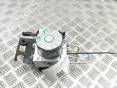 Used ABS pump ABS pump RENAULT TRAFIC III Bus (JG_) 2.0 dCi 150 (JGMU) (150 hp) 33392875 33392875