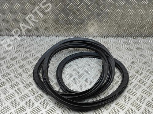 rubber-door-seal-volvo-v60-ii-225-2018-33382781 main image