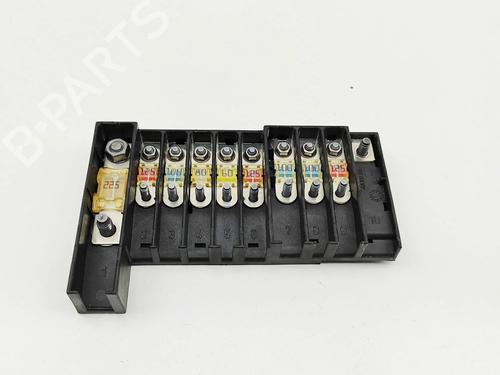 Used Fuse box Fuse box VW TRANSPORTER T6 Van (SGA, SGH, SHA, SHH) 2.0 TDI (90 hp) 33376472 33376472