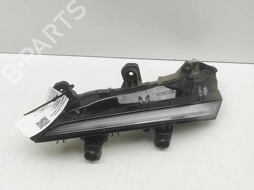 Højre positionslygte Højre positionslygte PEUGEOT 2008 II (UD_, US_, UY_, UJ_, UR_, UC_) e-2008 (UKZKXZ) (136 hp) 33798187 33798187