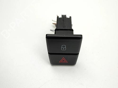 Used Warning switch Warning switch SKODA SUPERB IV Estate (NZ5) 1.5 TSI iV PHEV (204 hp) 36703694 36703694
