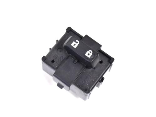 Used Switch LEXUS GS (_L1_) 450h (GWL10_, GWL10, GWL10R) (345 hp) 30220580