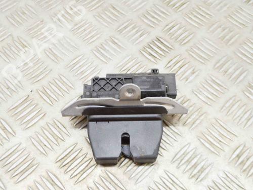 Used Tailgate lock FORD FIESTA VII (HJ, HF) 1.0 EcoBoost (101 hp) 13516408