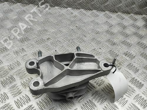 Used Engine mount Engine mount PEUGEOT 2008 II (UD_, US_, UY_, UJ_, UR_, UC_) e-2008 (UKZKXZ) (136 hp) 33549305 33549305
