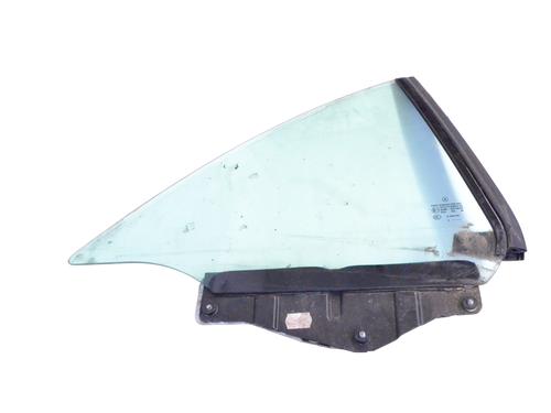 Panel rude bagtil venstre Panel rude bagtil venstre 33353575 33353575
